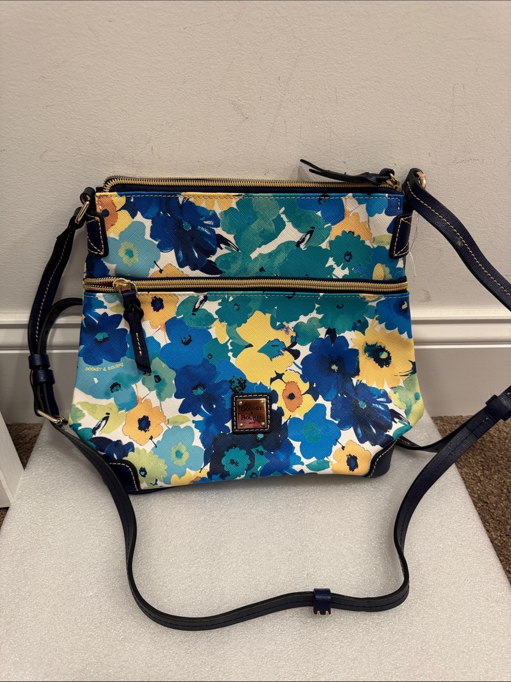 Dooney & Bourke somerset watercolor floral crossbody bag purse